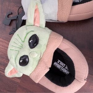 Star Wars The Mandolorian The Child Baby Yoda Kids Slippers Toddler Size 11-12